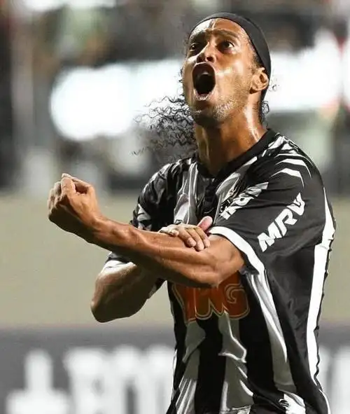 中保持控球 中保持控球